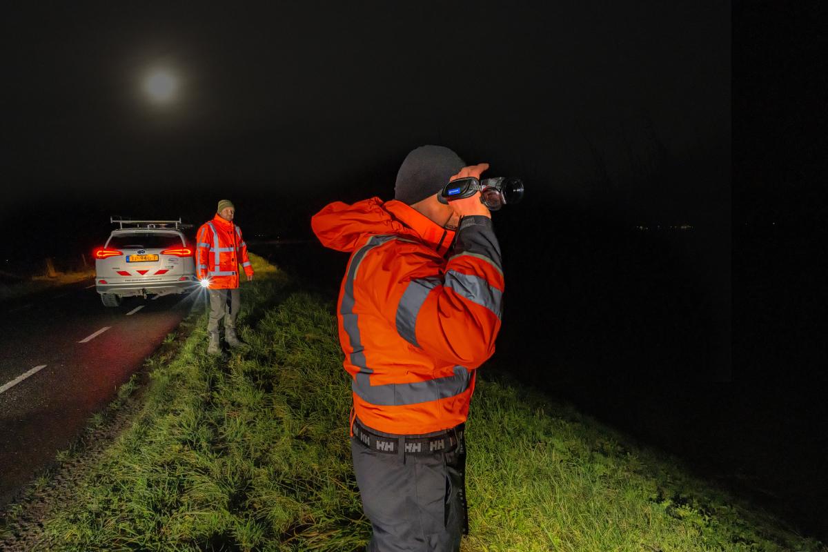Beverpatrouille met warmtebeeld (bron: Peter Venema, WSRL)